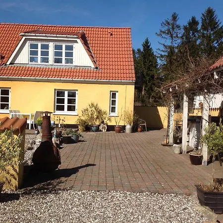 Abildskovhus Feriebolig Funder Kirkeby